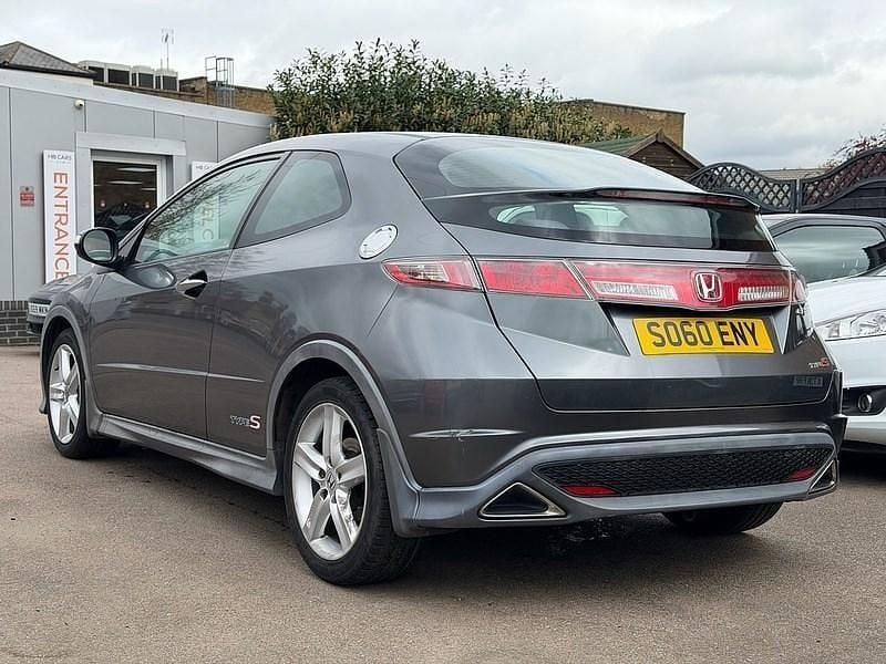 Begagnad Honda Civic Type S 2010 Silver Halvkombi