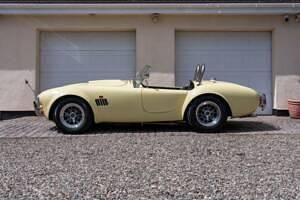 Used AC Cobra 140 HP (102 kW) 1970 Yellow Cabriolet
