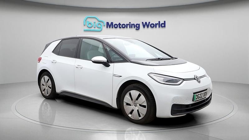 Used VW ID.3 Pro Performance 150 kW (204 HP) 2022 White Hatchback