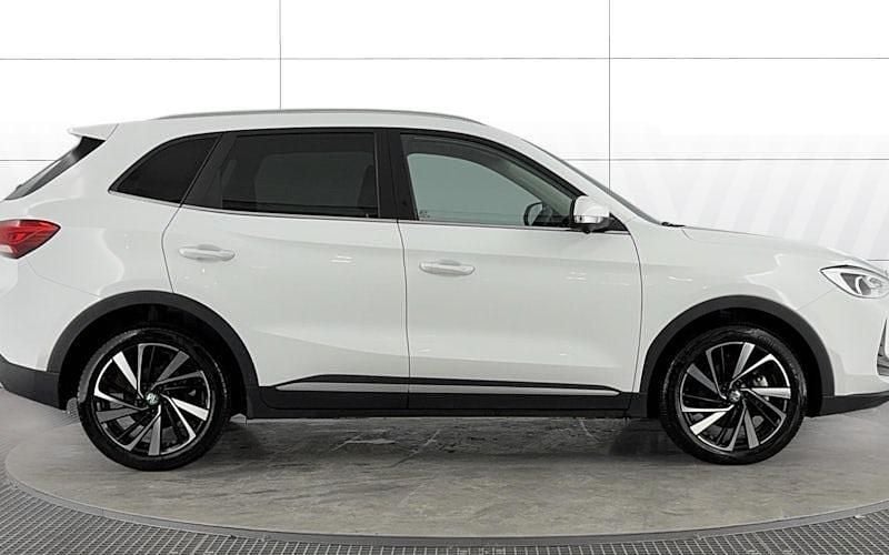 Used MG ZS Trophy 196 HP (144 kW) 2024 White SUV