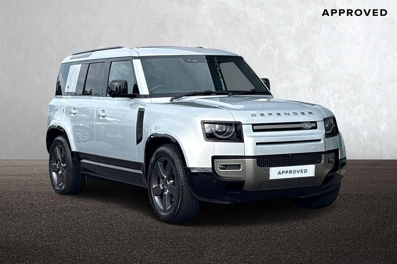 Silver Used 2024 Land Rover Defender HSE Dynamic SUV | £64,990 (Good price) - Image 1/4