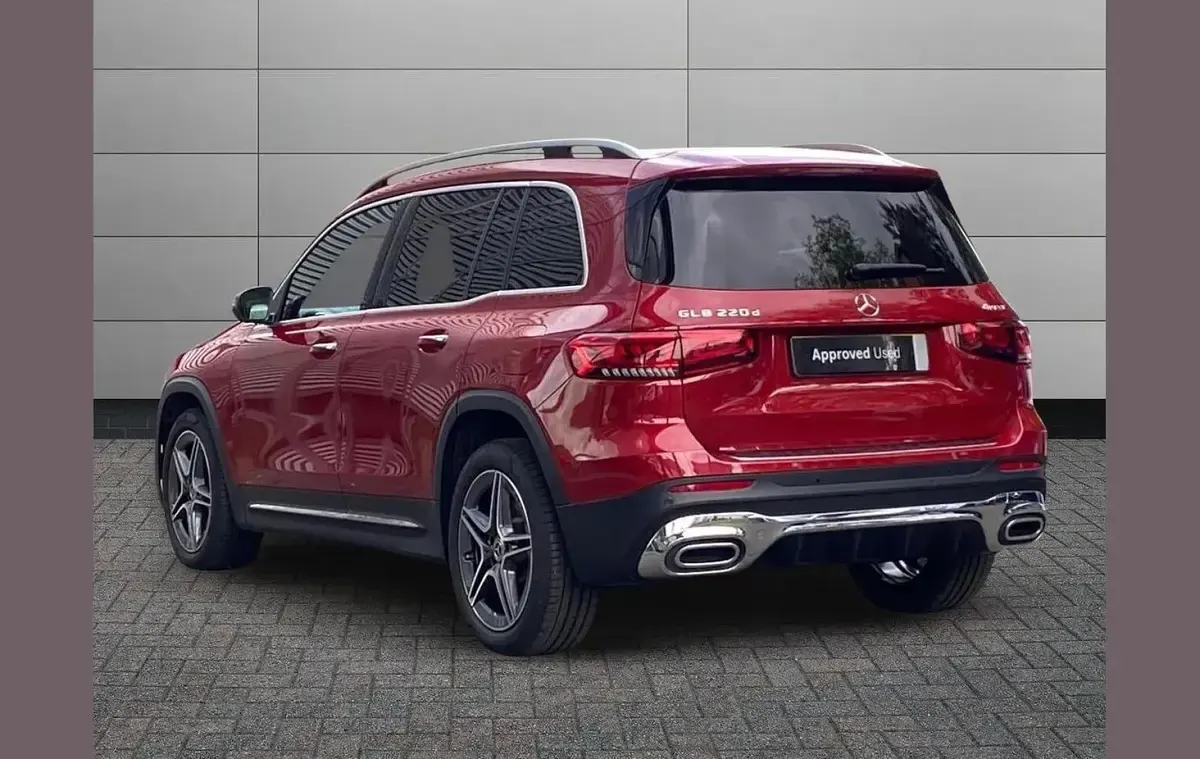 Used Mercedes GLB220 AMG Line Premium 190 HP (139 kW) 2022 Red SUV