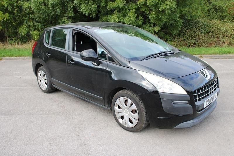 Black Used 2010 Peugeot 3008 Active Hatchback | £1,200 (Good price) - Image 1/4