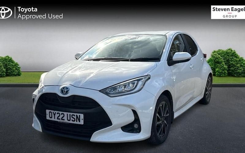 Used Toyota Yaris Hybrid Design 116 HP (85 kW) 2026 Hatchback