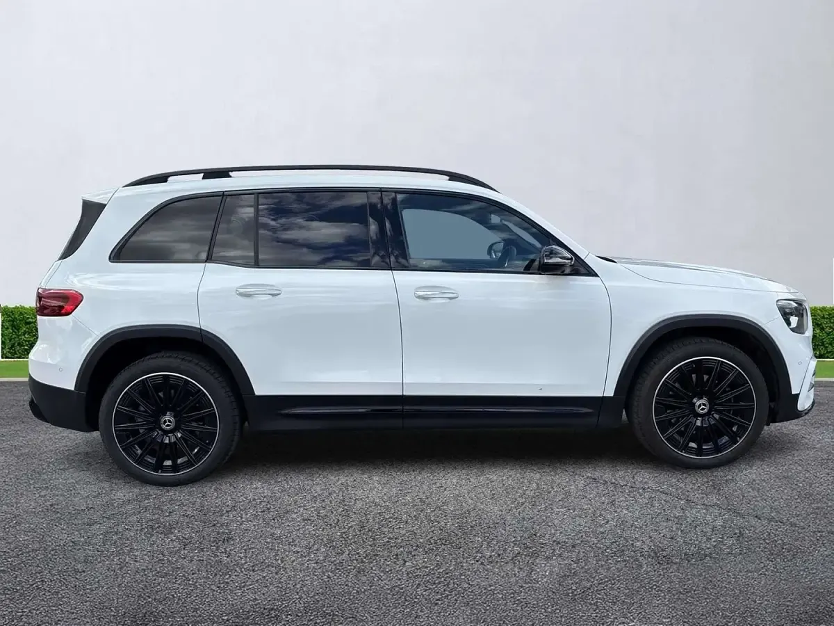 Used Mercedes GLB200 AMG Line Premium Plus 163 HP (119 kW) 2025 White SUV