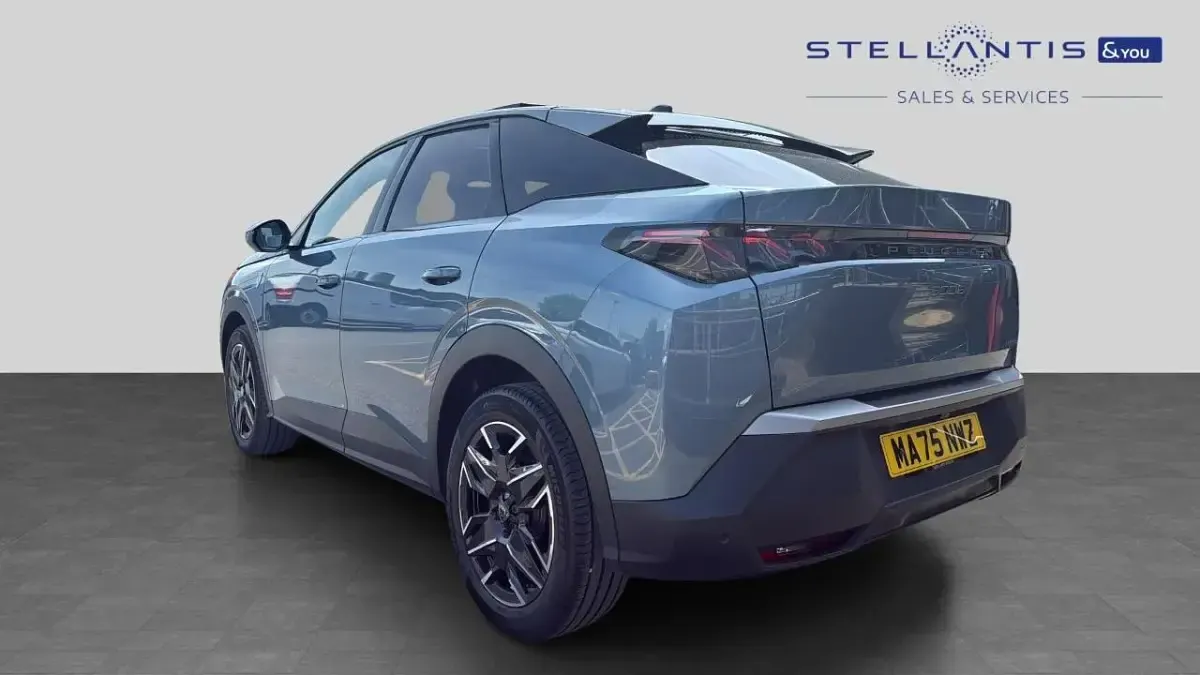 Used Peugeot 3008 GT 143 HP (105 kW) 2025 Blue SUV