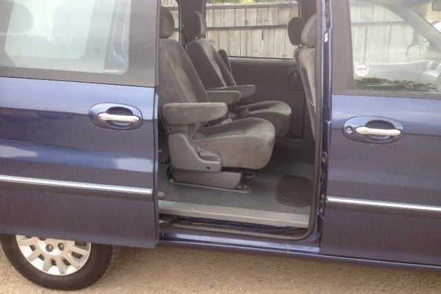 Used Kia Sedona 2003 MPV