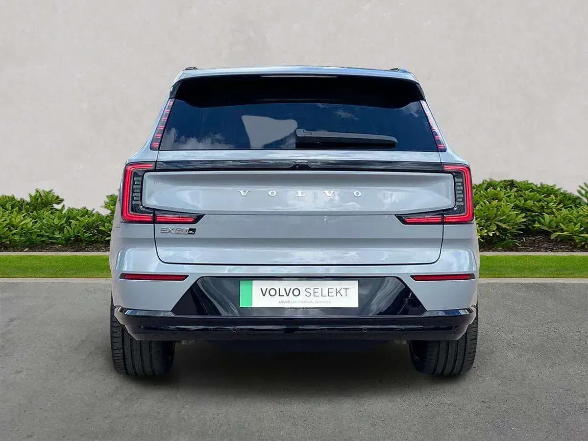 New Volvo EX90 Ultra 300 kW (408 HP) 2026 Vapour grey SUV