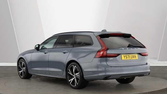 Used Volvo V90 R-Design 197 HP (144 kW) 2022 Estate