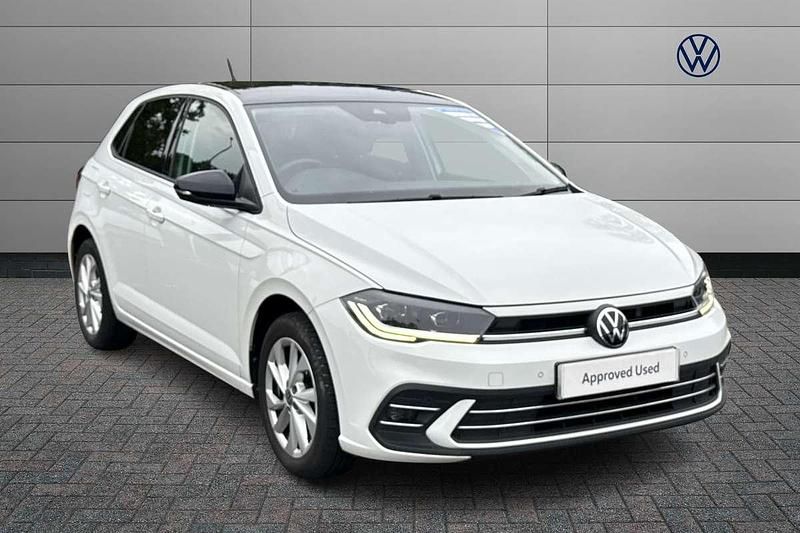 White Used 2022 VW Polo Style Hatchback | £14,670 (Fair price) - Image 1/4