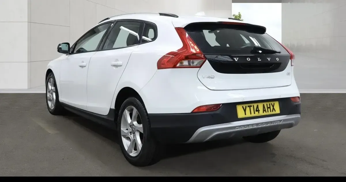 Usado Volvo V40 2014 Branco Citadino