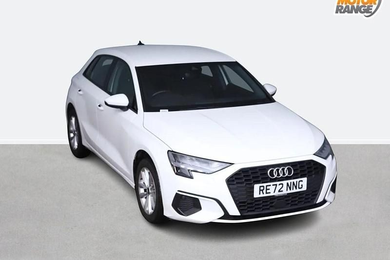 Used Audi A3 Comfort 110 HP (80 kW) 2023 White Sedan