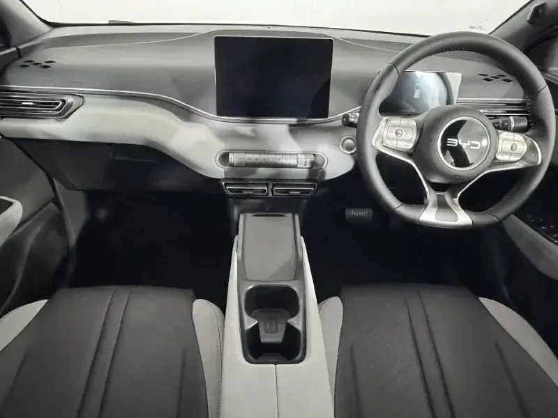 Nuevo BYD Dolphin Active 64 kW (88 CV) 2026 Blanco Utilitario