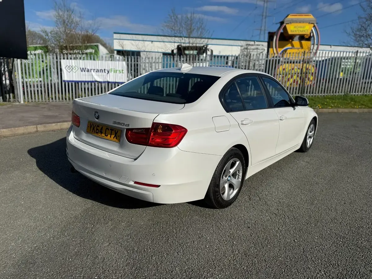 Used BMW 320 Efficient Dynamics 2014 White Sedan