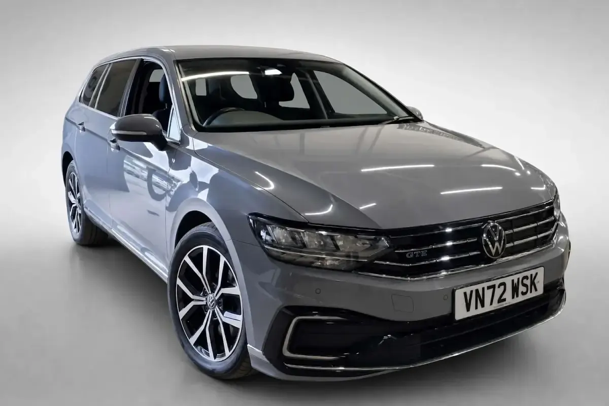 Used VW Passat GTE 218 HP (160 kW) 2022 Estate