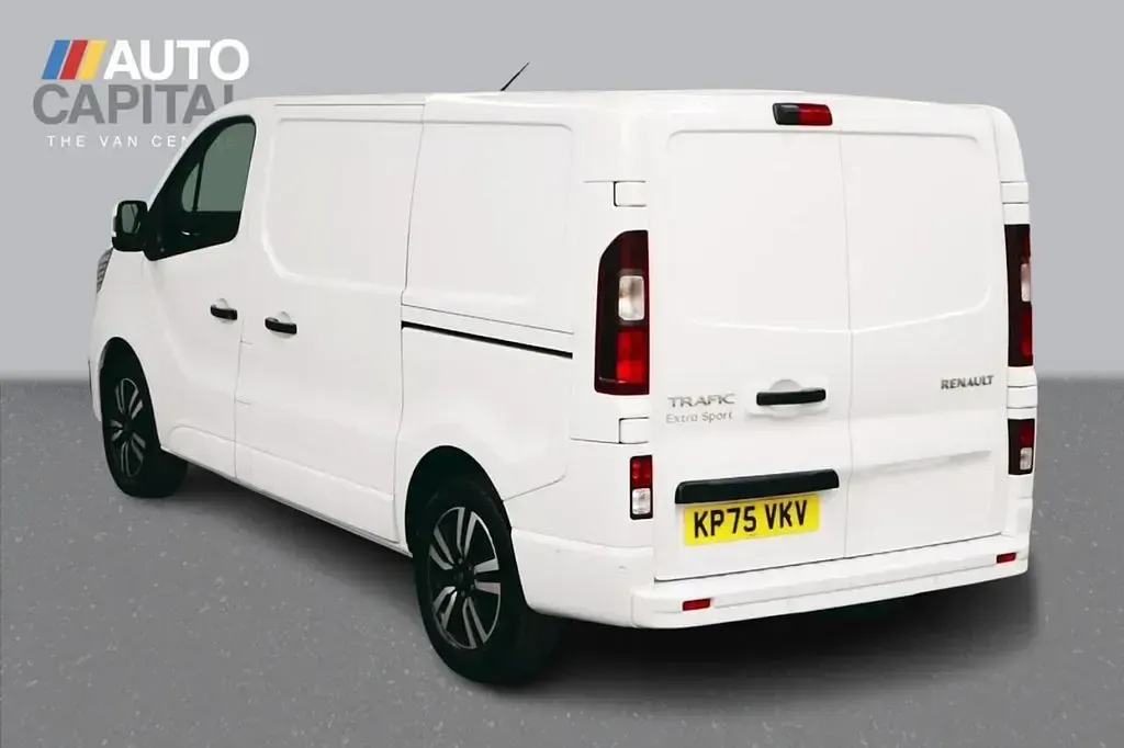 Used Renault Trafic 150 HP (110 kW) 2025 White