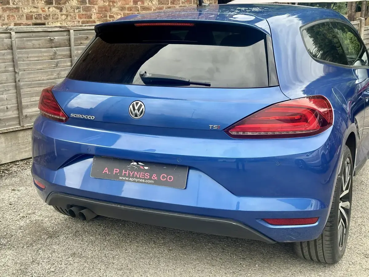 Used VW Scirocco GT 125 HP (91 kW) 2015 Blue Coupe