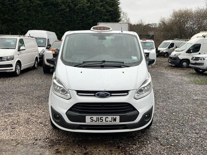 Used Ford Tourneo Custom 125 HP (91 kW) 2015 White Van