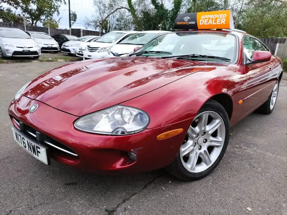 Used Jaguar XK8 2000 Red Coupe