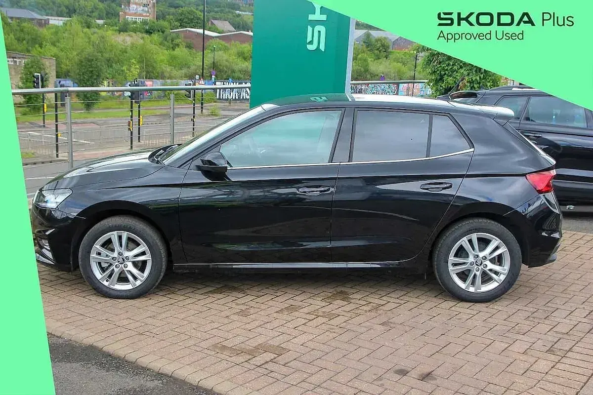 Used Skoda Fabia SE L 113 HP (83 kW) 2025 Black magic pearl effect Hatchback