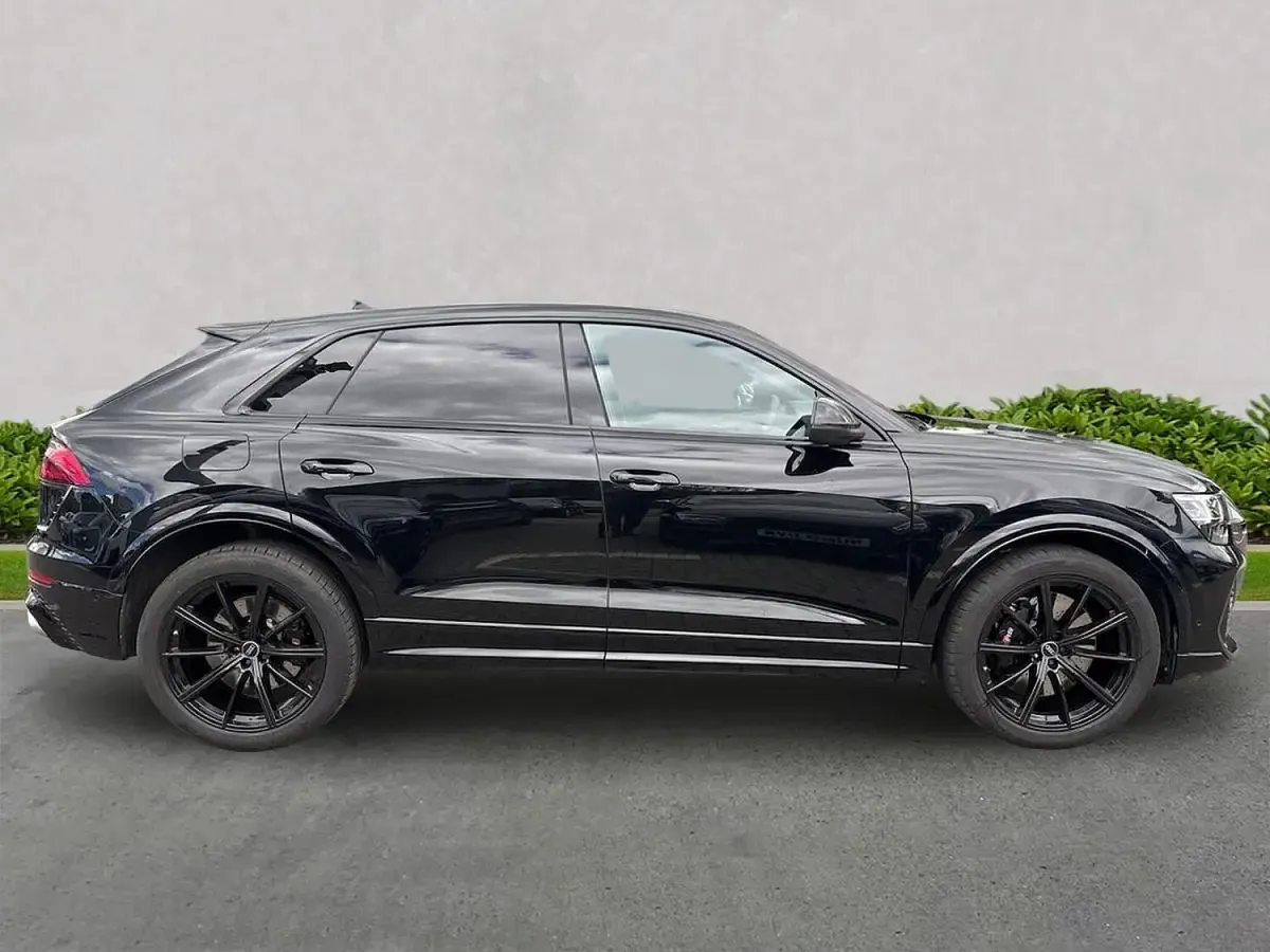 Used Audi RS Q8 Advanced 591 HP (434 kW) 2025 Black SUV