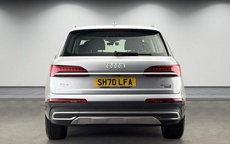 Usado Audi Q7 Sport 286 HP (210 kW) 2023 SUV