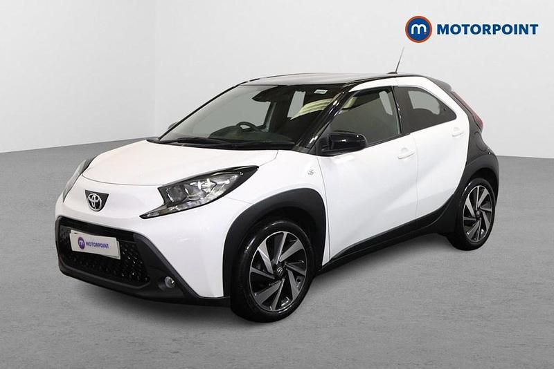 Used Toyota Aygo X 2023 White SUV