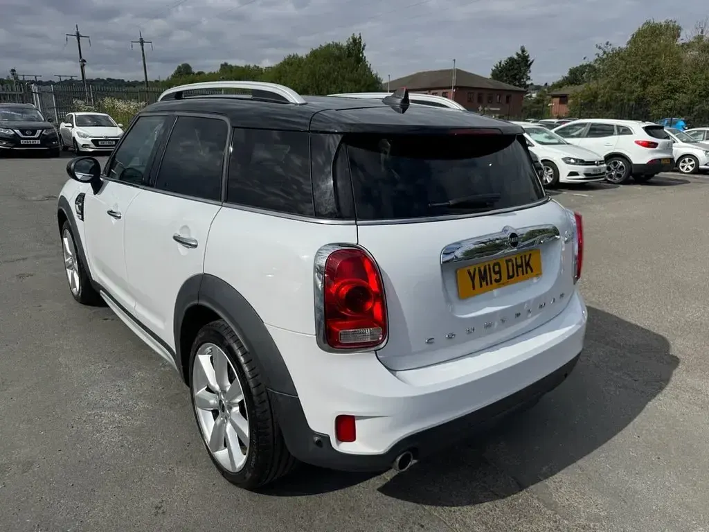 Used Mini Cooper Exclusive 2019 White Hatchback