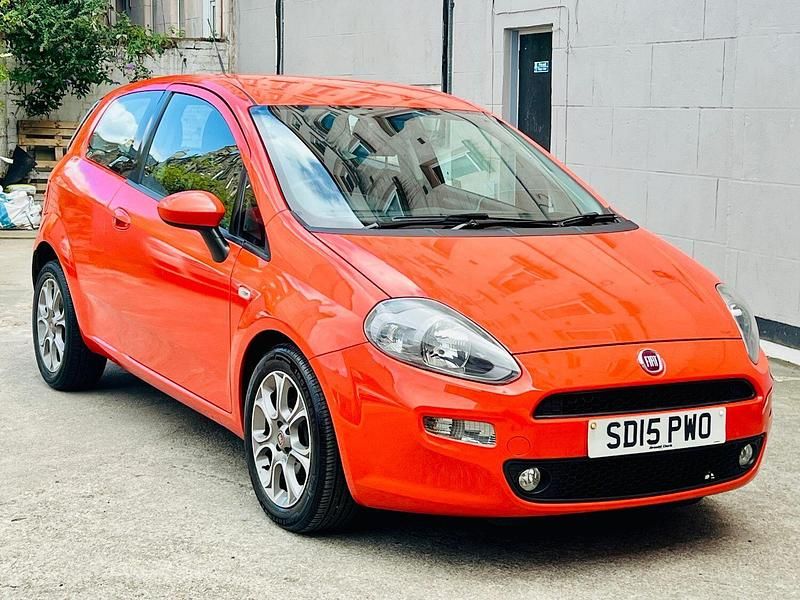 Orange Used 2015 Fiat Punto Easy Plus Hatchback | £3,995 (Fair price) - Image 1/4
