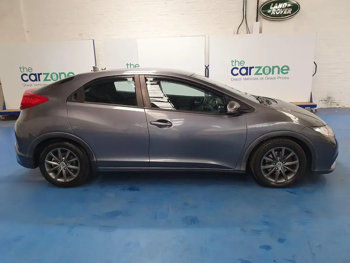 Used Honda Civic ES 2013 Grey Hatchback