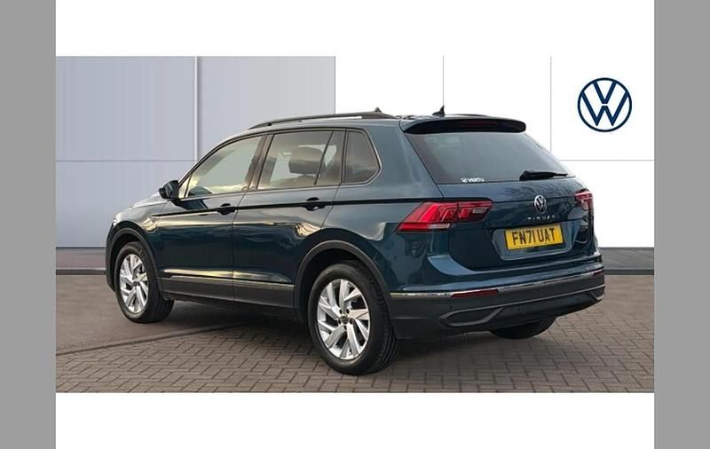 Used VW Tiguan Life 150 HP (110 kW) 2021 Blue SUV