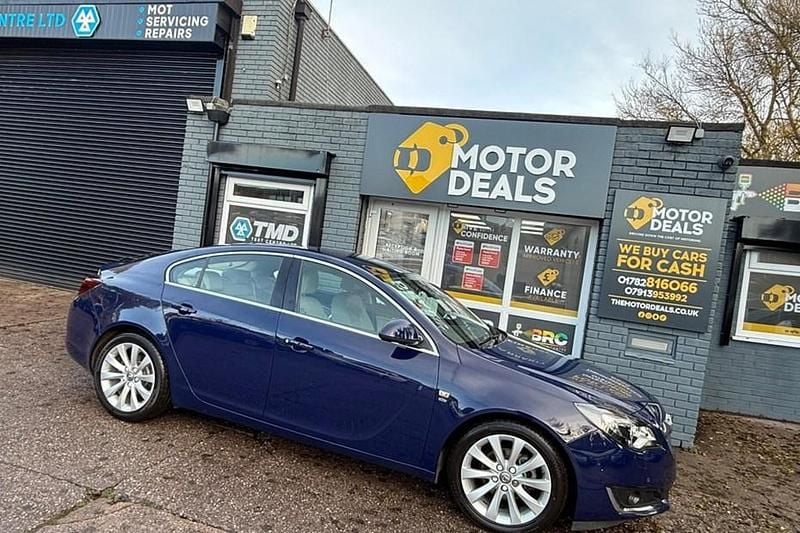 Blue Used 2014 Vauxhall Insignia Elite Hatchback | £3,595 (Fair price) - Image 1/1