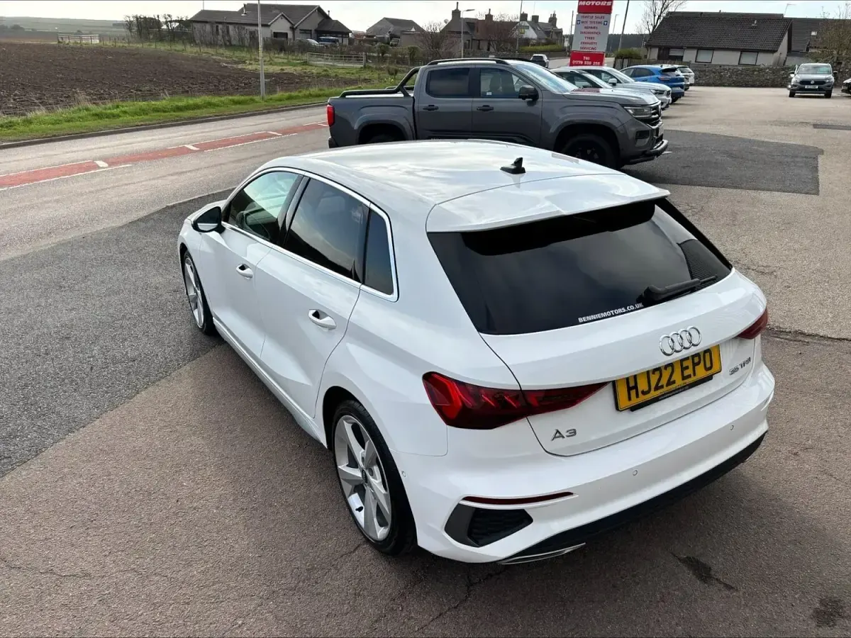 Used Audi A3 S-Line 150 HP (110 kW) 2022 White Sedan