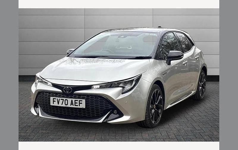 Used Toyota Corolla Sport 122 HP (89 kW) 2020 Silver Hatchback