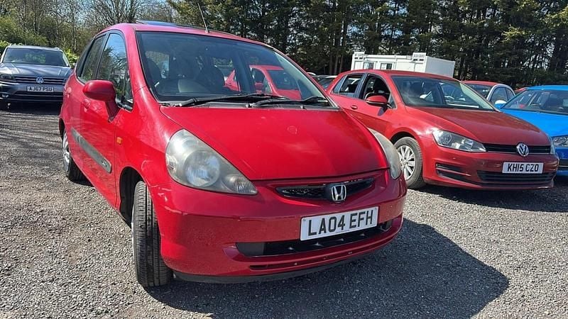 Used Honda Jazz SE 82 HP (60 kW) 2004 Red Hatchback