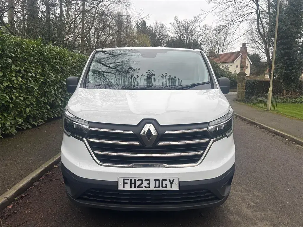 Usado Renault Trafic 2023 Branco