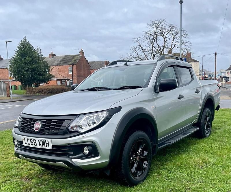 Used Fiat Fullback Cross 180 HP (132 kW) 2019 Grey Pickup
