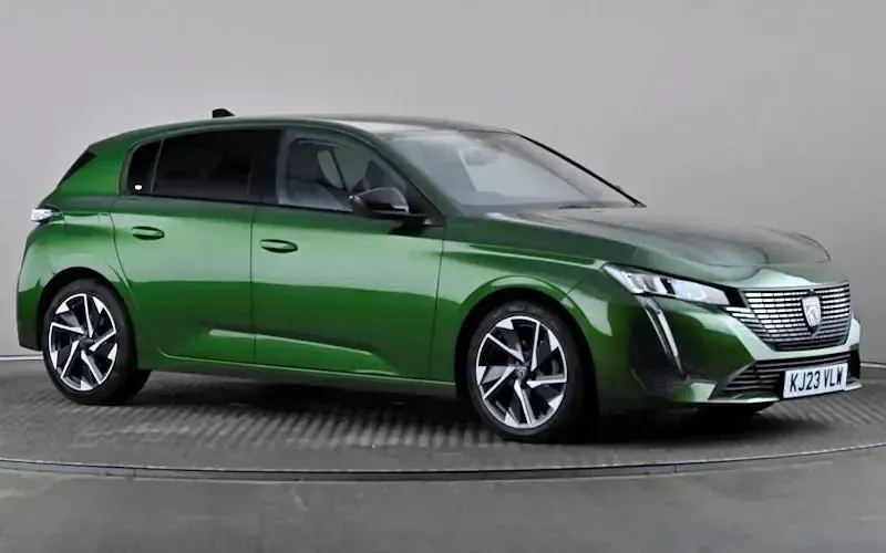 Used Peugeot 308 Allure Premium 131 HP (96 kW) 2023 Hatchback