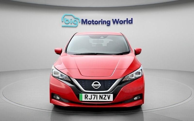 Used Nissan Leaf Tekna 110 kW (150 HP) 2021 Red Hatchback