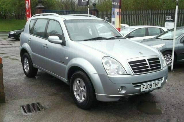 Used 2009 Ssangyong (KGM) Rexton SUV | £7,995 (Expensive) - Image 1/4