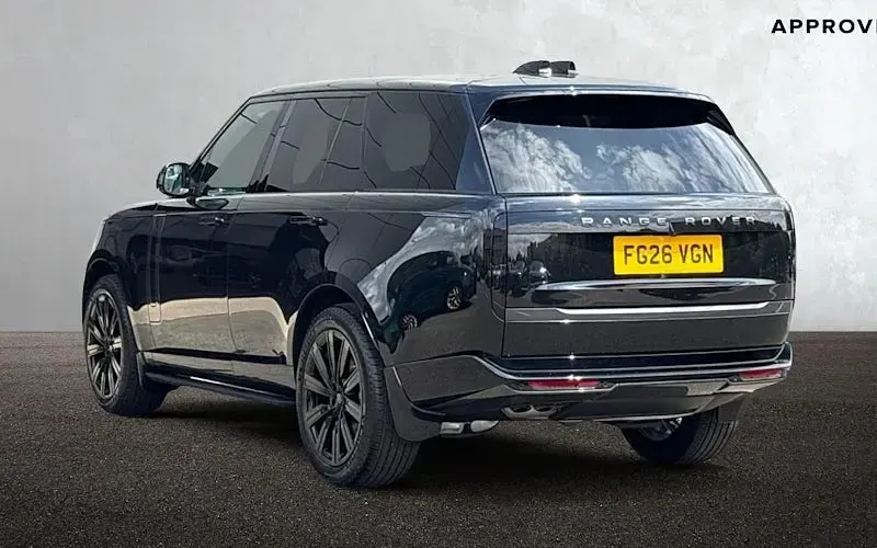 New Land Rover Range Rover SE 300 HP (220 kW) 2026 Black SUV