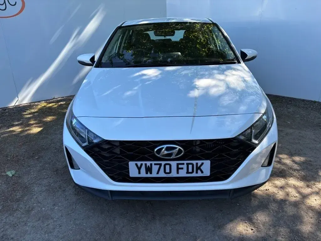 Used Hyundai i20 SE 2021 White Hatchback