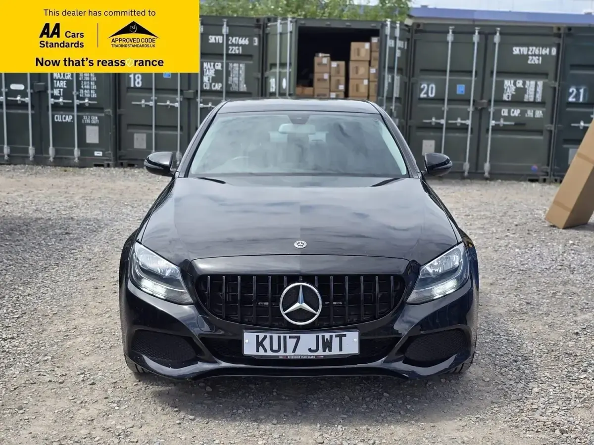 Used Mercedes C220 SE 170 HP (125 kW) 2017 Black Sedan