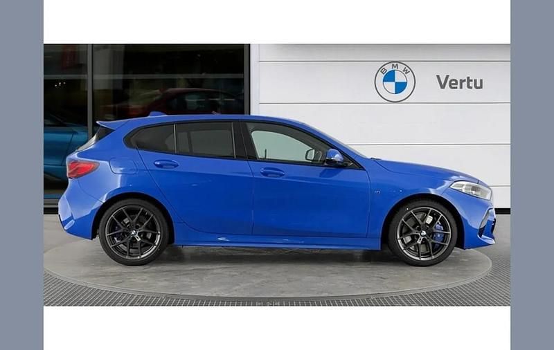 Used BMW 118 M Sport 136 HP (100 kW) 2023 Blue Hatchback