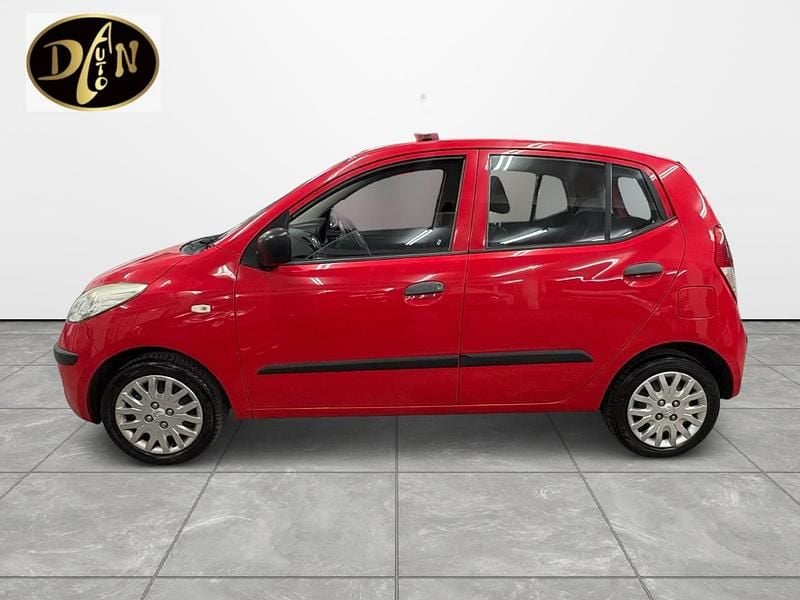 Used Hyundai i10 Classic 78 HP (57 kW) 2009 Red Hatchback
