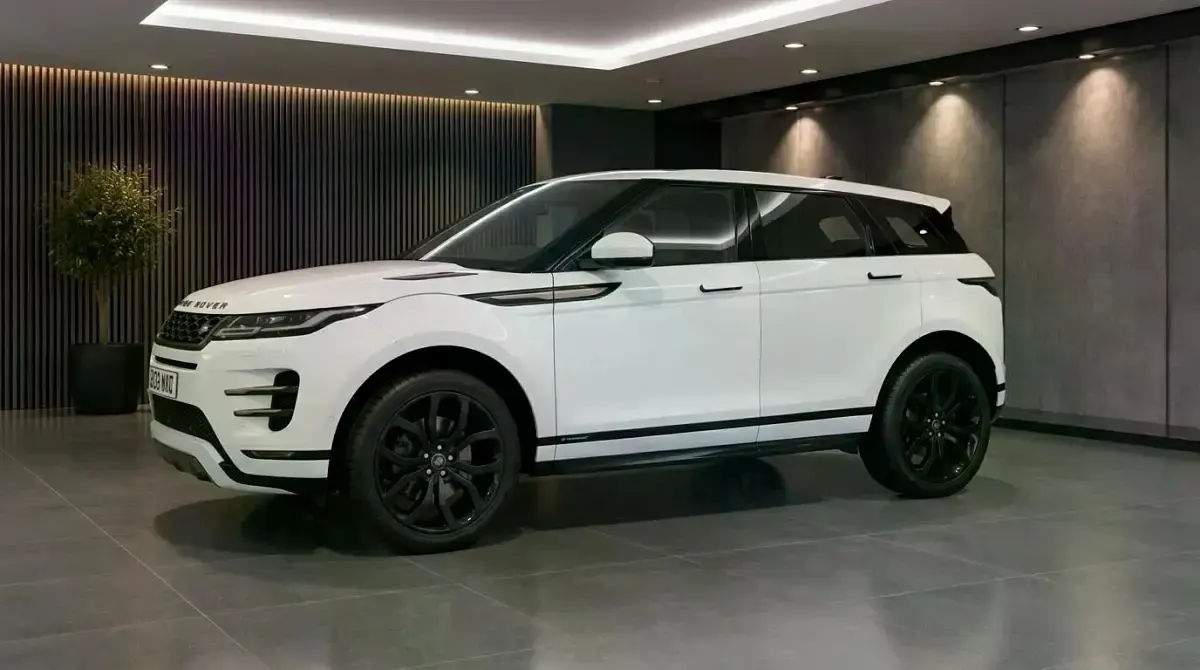 Used Land Rover Range Rover evoque R-Dynamic 2019 White SUV