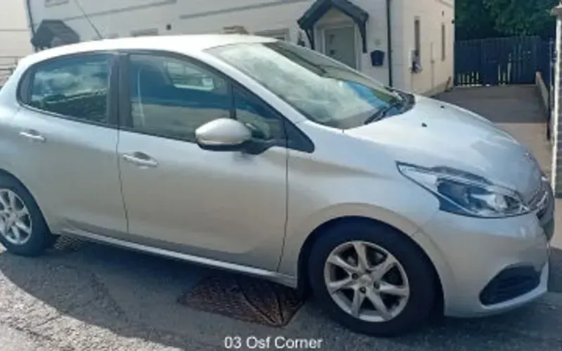 Used Peugeot 208 Active 68 HP (50 kW) 2018 Hatchback