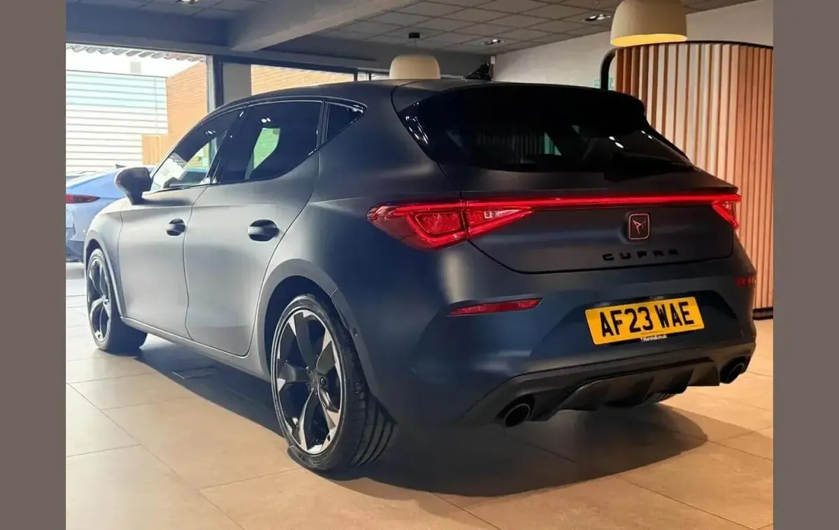 Used Cupra Leon VZ1 241 HP (177 kW) 2023 Blue Hatchback
