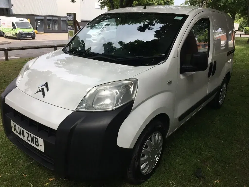 Used Citroën Nemo Start 75 HP (55 kW) 2014 White MPV