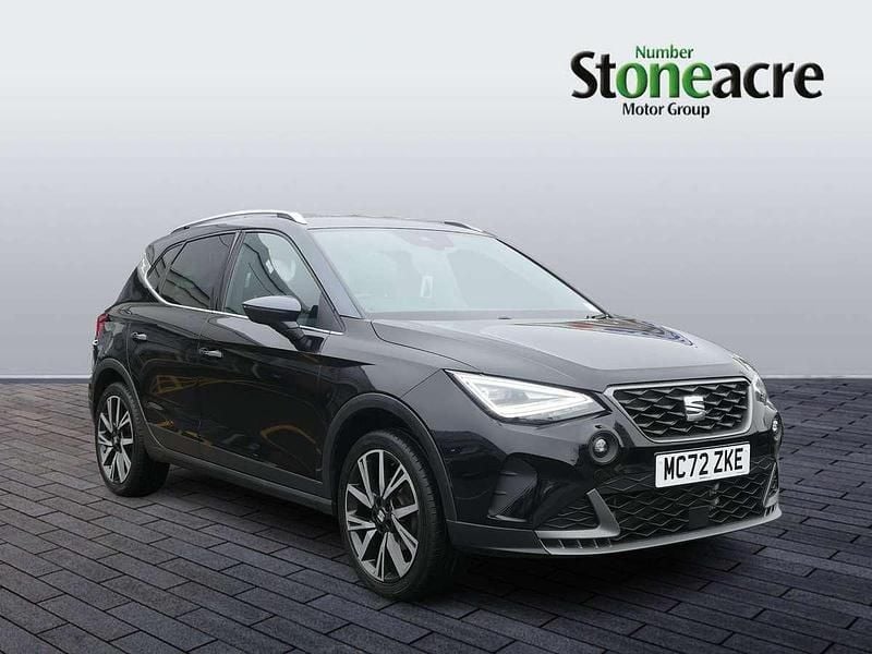 Black Used 2023 Seat Arona FR SUV | £15,495 (Fair price) - Image 1/4